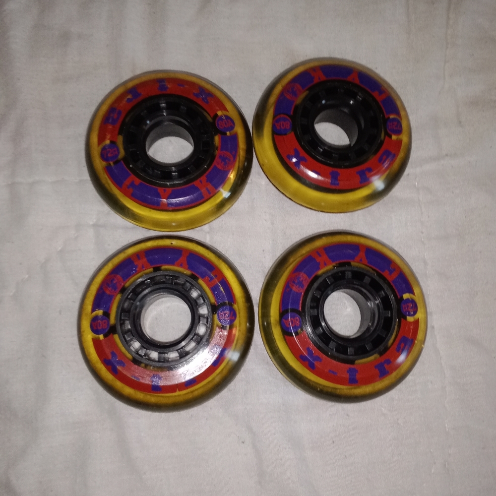 CYKO Xtra Wheels Inline Skate Wheels 72mm 80A Rollerblade 1990s Y2K Vintage